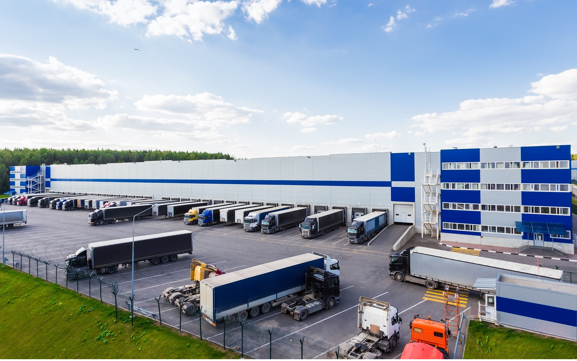 物流分野でのバッテリーフリーセンサーの活用イメージ