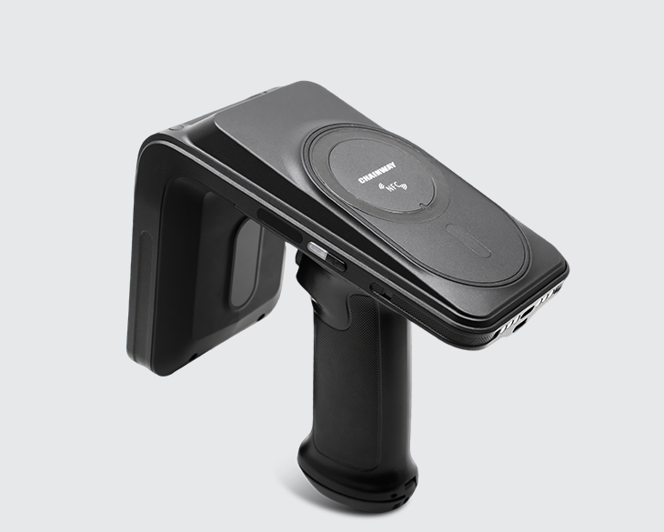 Chainway R7 UHF RFIDスレッド型リーダー 端末装着時