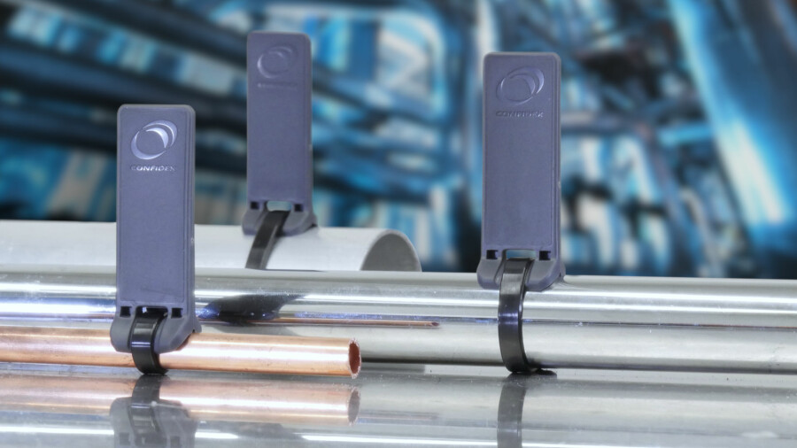 Ironside Fin RFIDタグ - 工業的堅牢性と柔軟なジッパータイ・アタッチメントの組み合わせにより、タグ付けが困難なアイテムにも対応