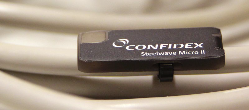 Steelwave Micro II RFIDタグ - 小型のアセットタグで、多彩なアタッチメントオプションと比類のない性能を発揮