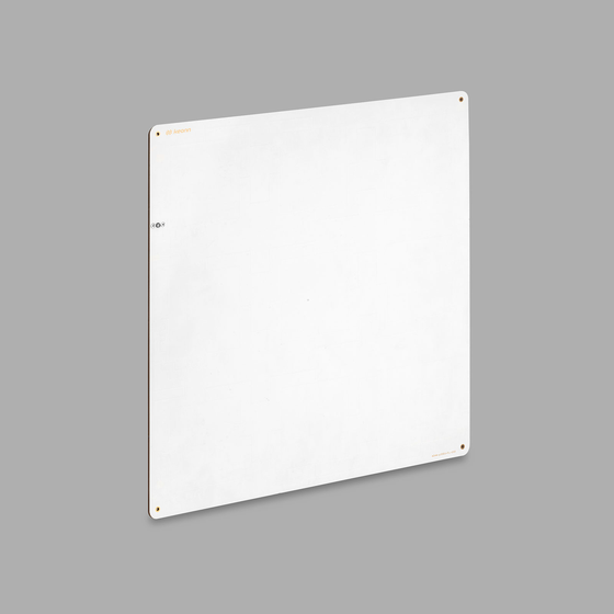 Advantenna-P33 外観・正面図